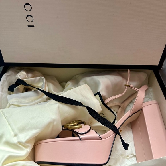 Gucci Pink Platform Sandals - Picture 1 of 2